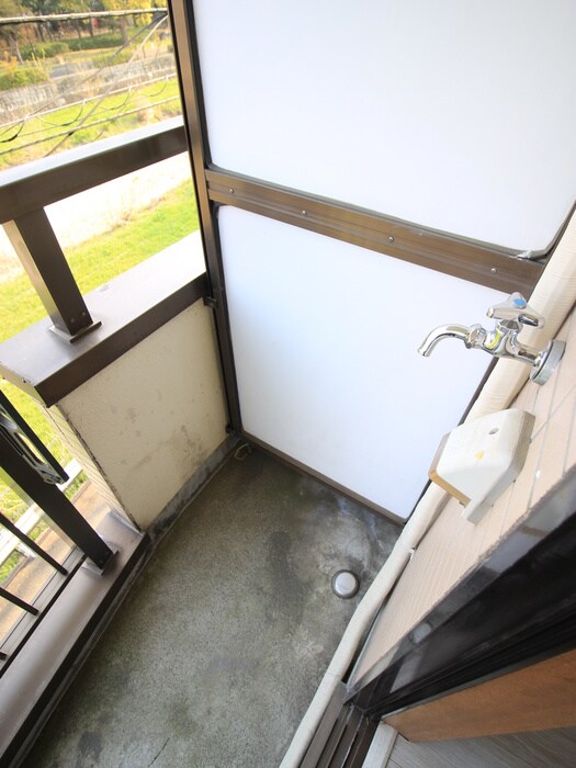 物件内観写真21　(洗濯機置場)