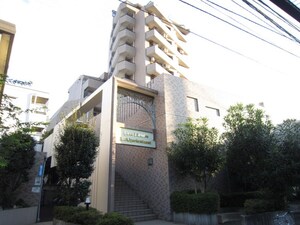 ﾗｲｵﾝｽﾞﾏﾝｼｮﾝ西が丘南（８０４）外観写真