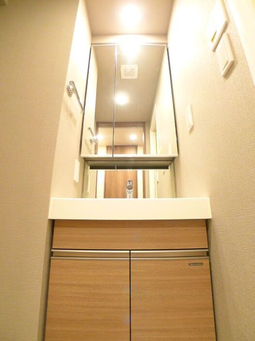 物件内観写真13　(洗面)