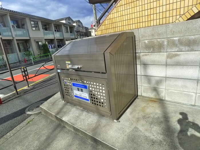 物件外観写真4　(建物設備)