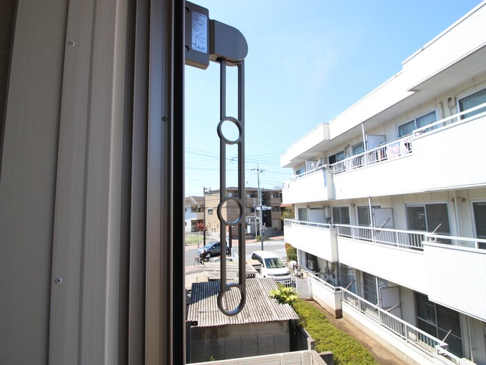 物件内観写真20　(室内からの展望)