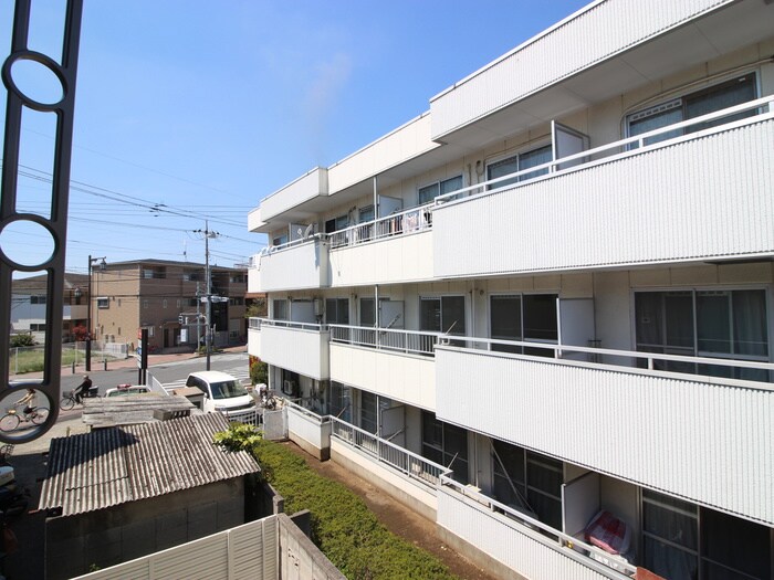 物件内観写真21　(室内からの展望)