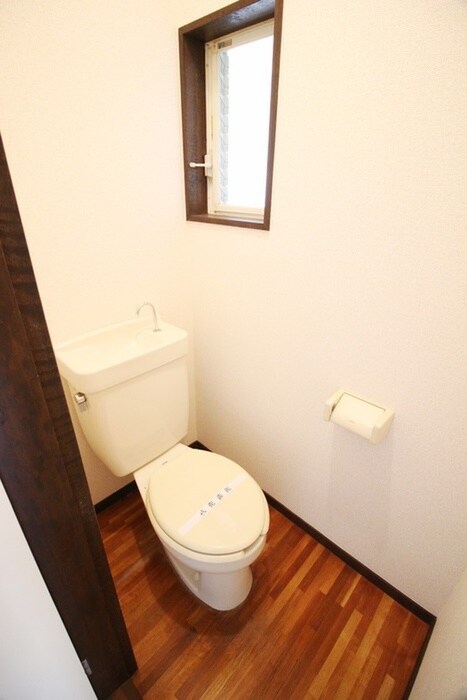 物件内観写真13　(トイレ)