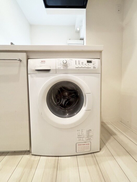 物件内観写真13　(洗濯機置場)