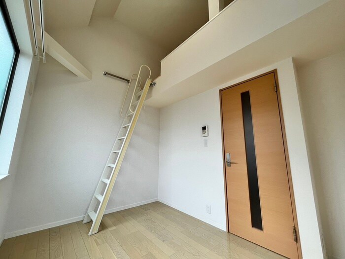 物件内観写真9　(居室)