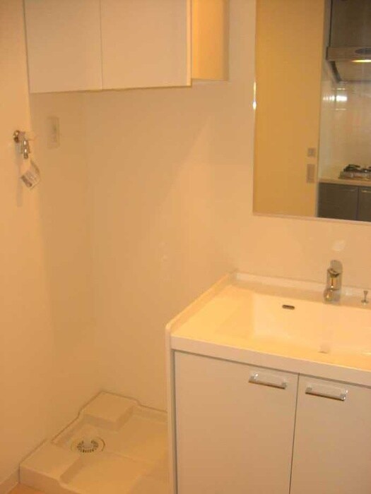物件内観写真12　(洗面)