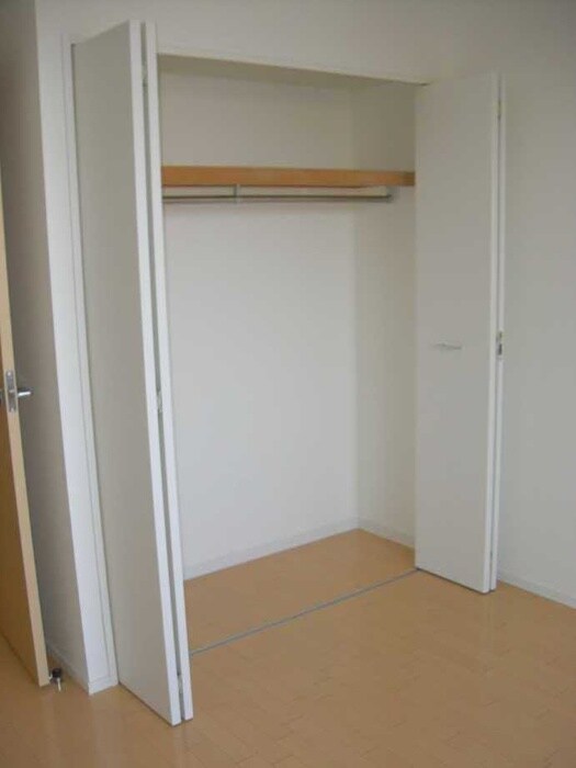 物件内観写真14　(収納)
