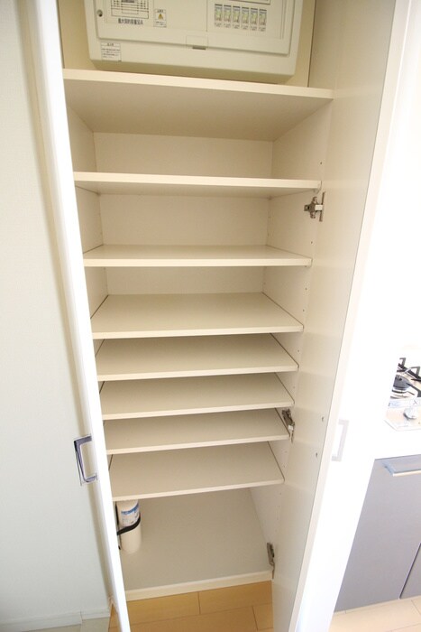 物件内観写真18　(靴箱)