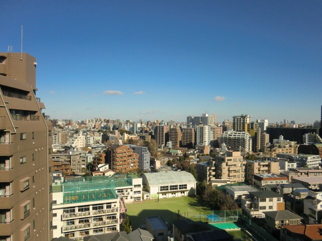 物件内観写真16　(室内からの展望)