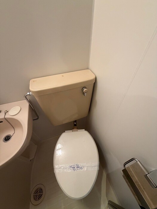 物件内観写真10　(トイレ)