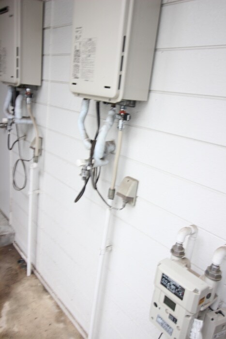 物件内観写真16　(洗濯機置場)