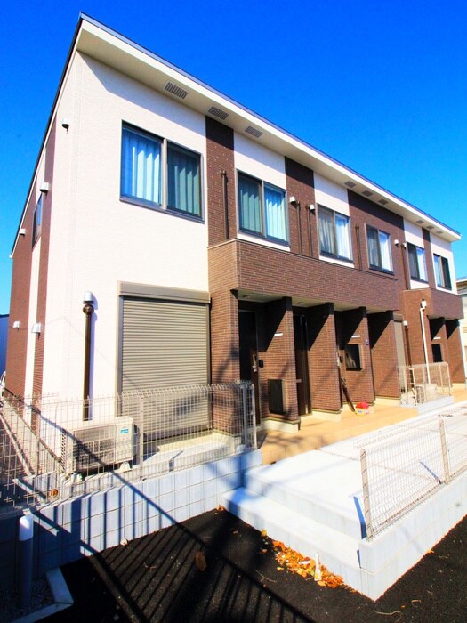 物件外観写真1　(外観写真)