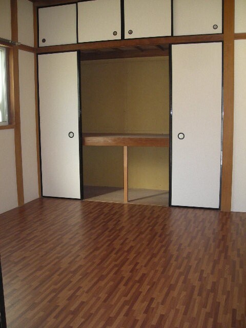 物件内観写真6　(居室)