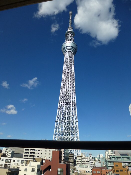 物件内観写真10　(室内からの展望)