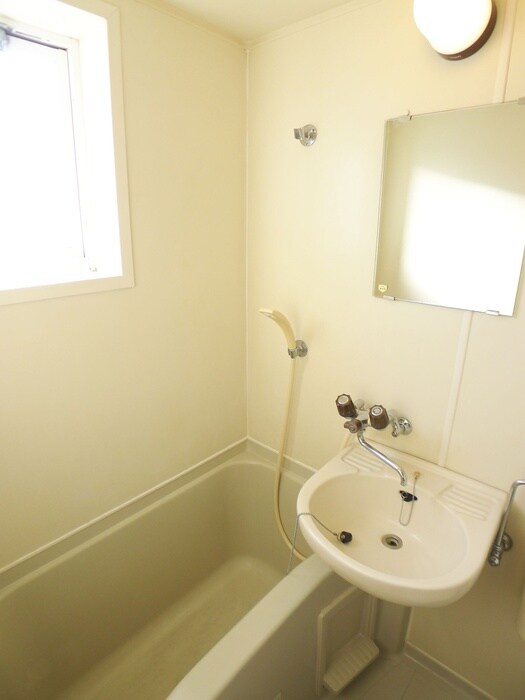 物件内観写真10　(バス／シャワールーム等)