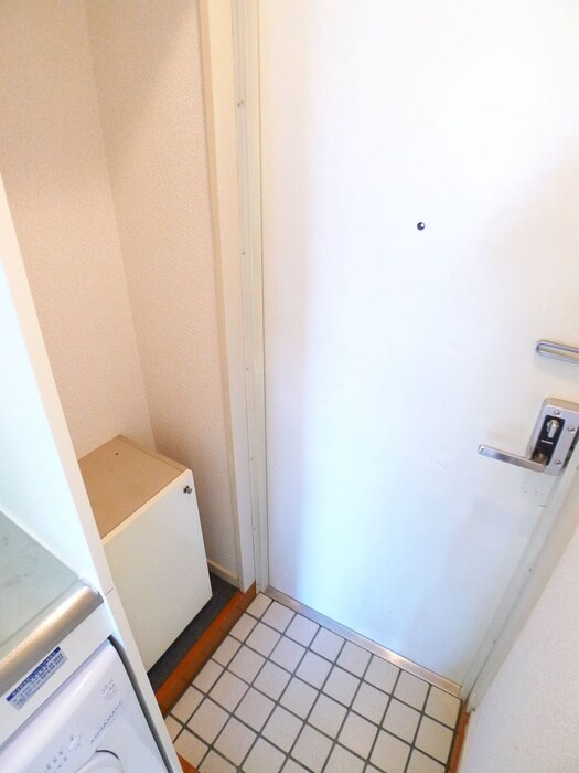 物件内観写真13　(靴箱)