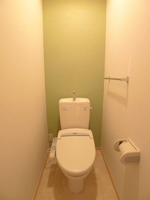 物件内観写真11　(トイレ)