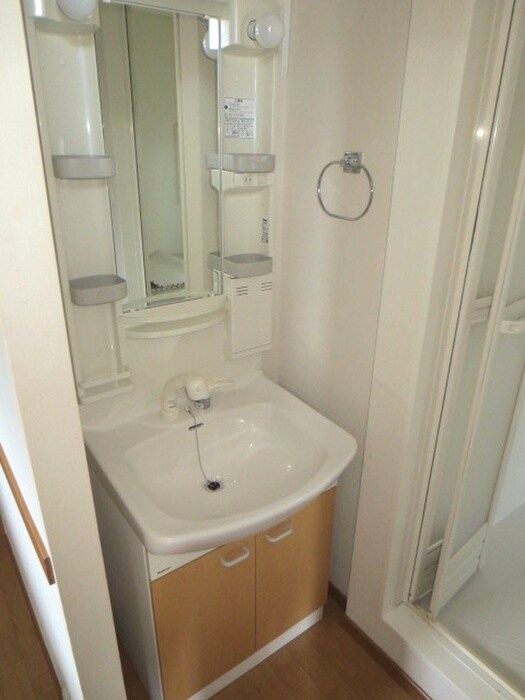 物件内観写真10　(洗面)