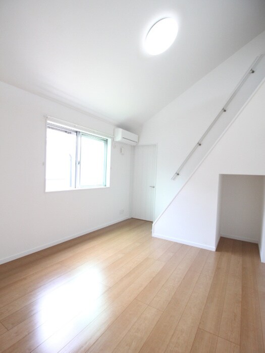 物件内観写真5　(居室)