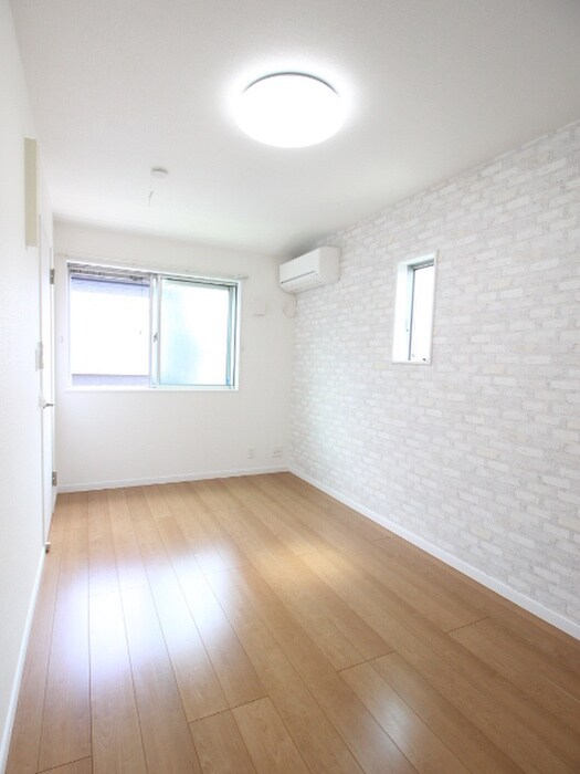 物件内観写真6　(居室)