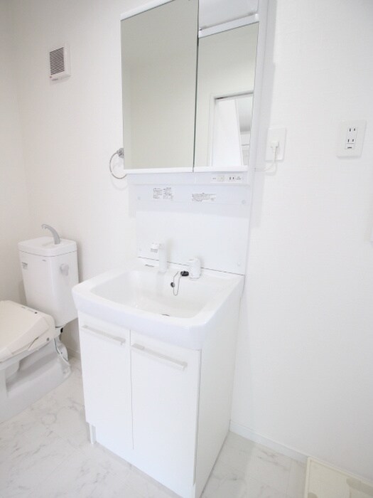 物件内観写真12　(洗面)