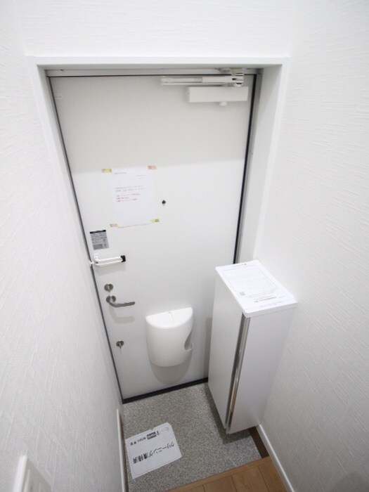 物件内観写真15　(玄関)