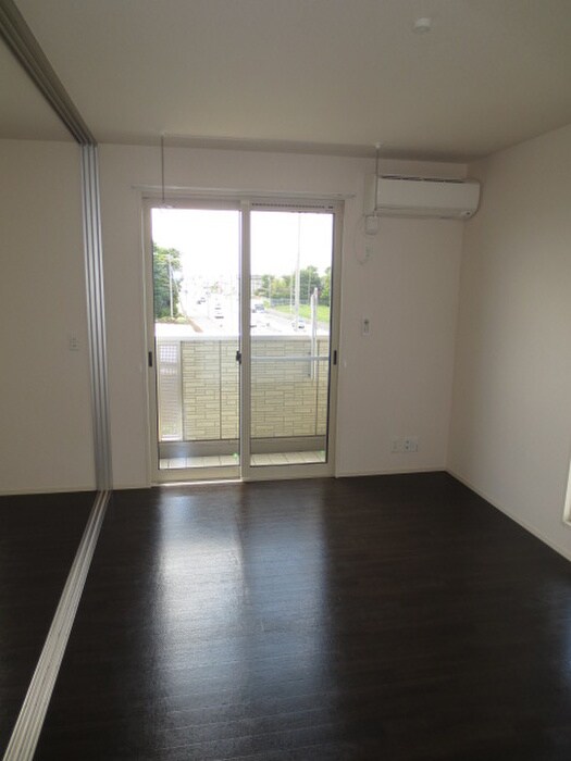 物件内観写真5　(居室)