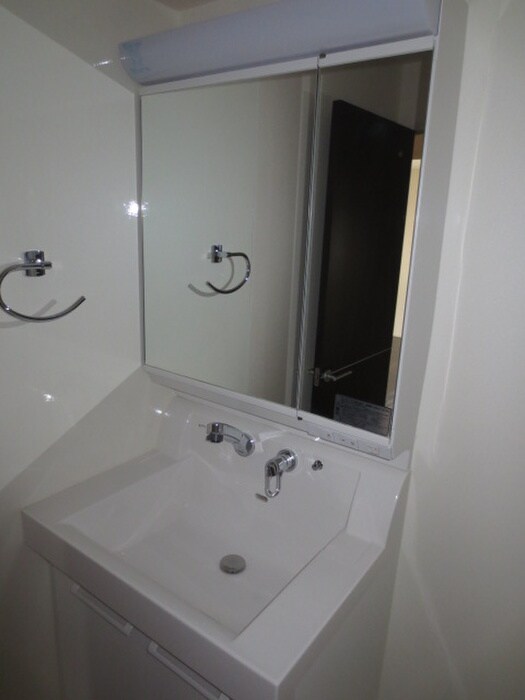 物件内観写真7　(洗面)