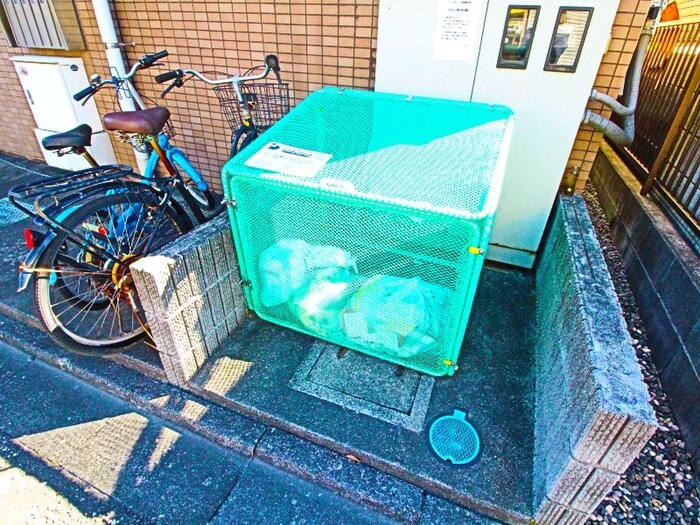 物件外観写真6　(建物設備)