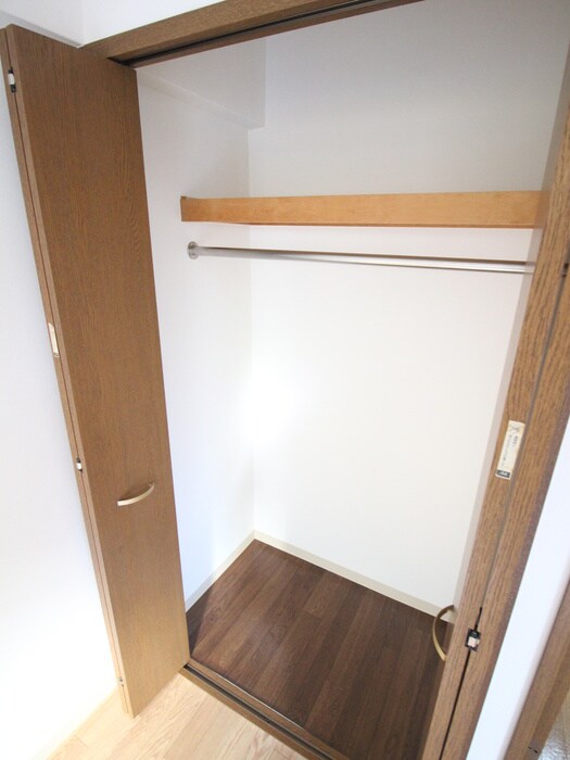 物件内観写真11　(収納)