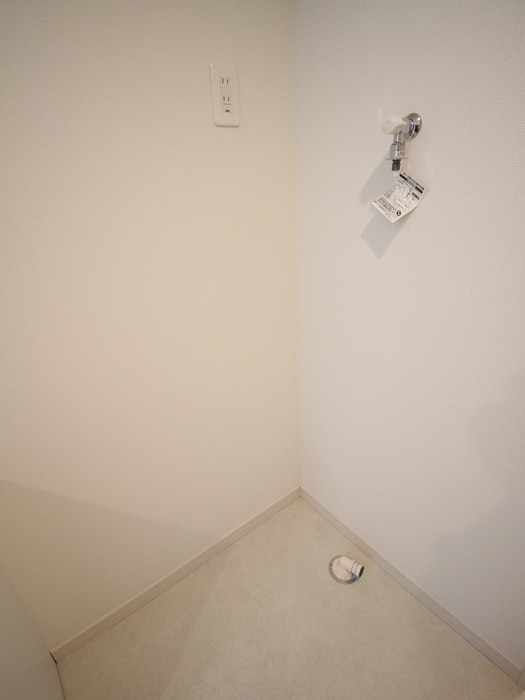 物件内観写真22　(洗濯機置場)