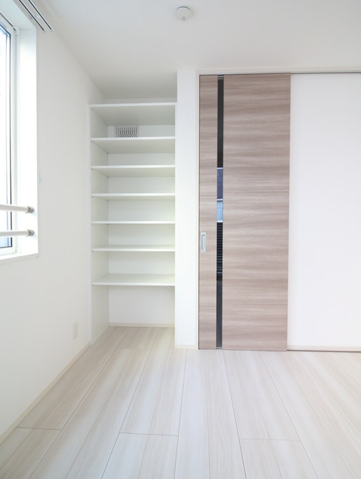 物件内観写真9　(居室)