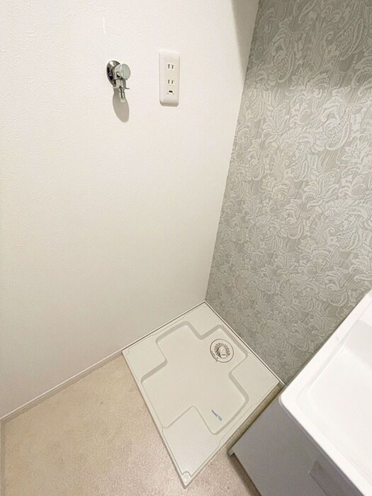 物件内観写真14　(洗濯機置場)