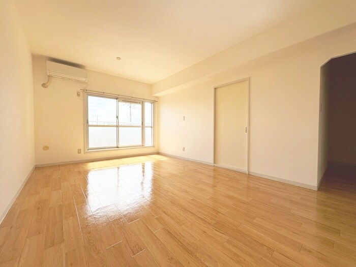 物件内観写真6　(居室)