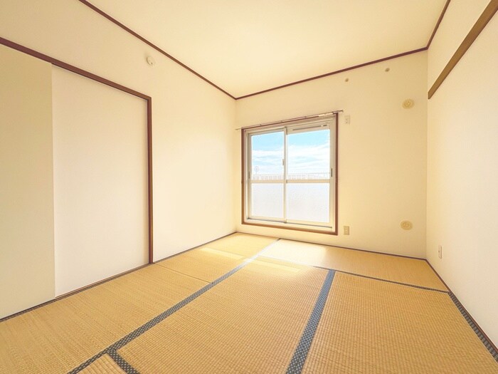 物件内観写真9　(居室)