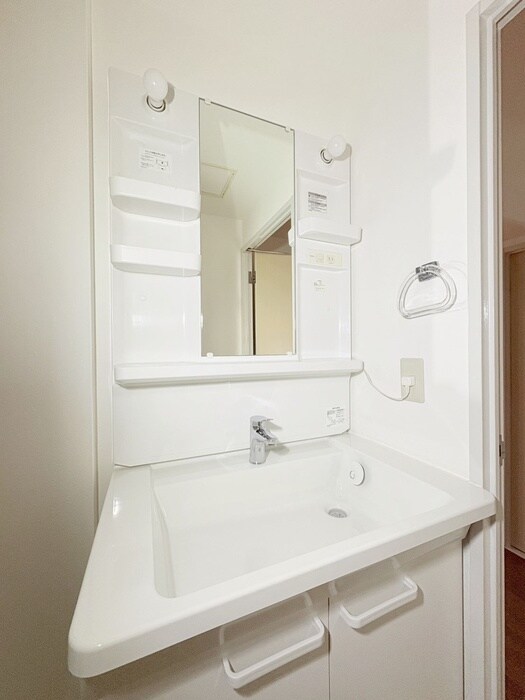 物件内観写真12　(洗面)