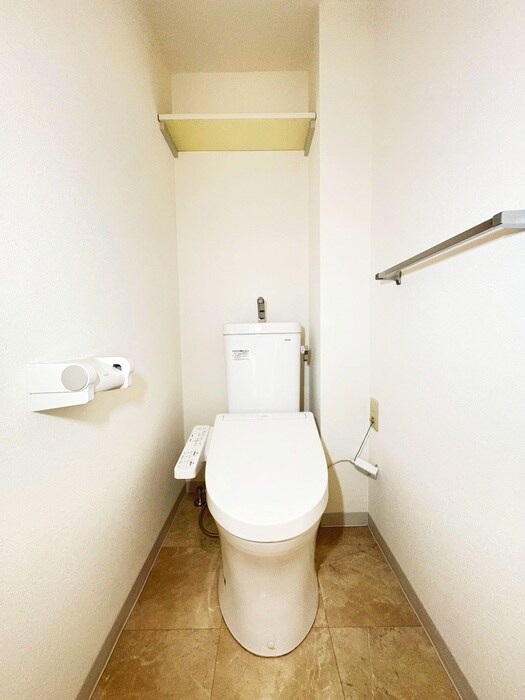 物件内観写真14　(トイレ)