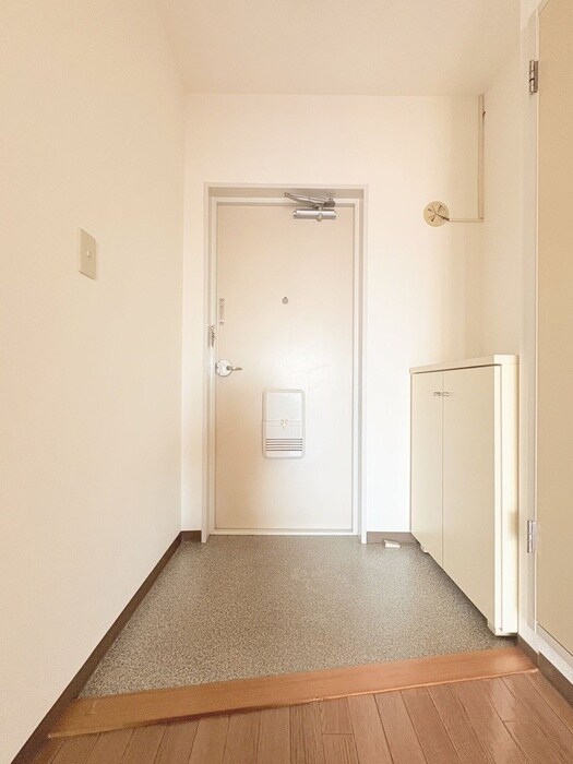 物件内観写真19　(玄関)