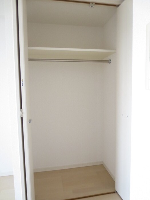 物件内観写真10　(収納)