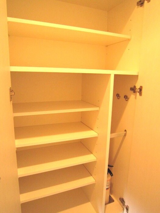 物件内観写真14　(靴箱)