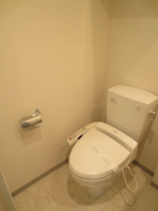 物件内観写真14　(トイレ)