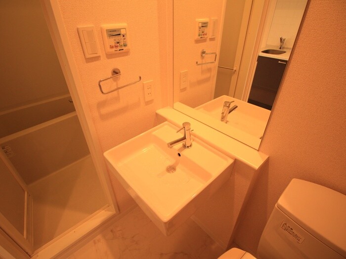 物件内観写真15　(洗面)