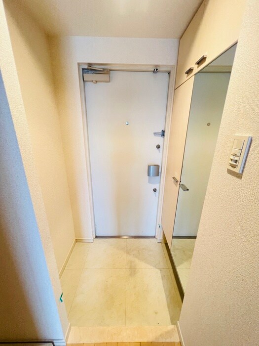 物件内観写真20　(玄関)