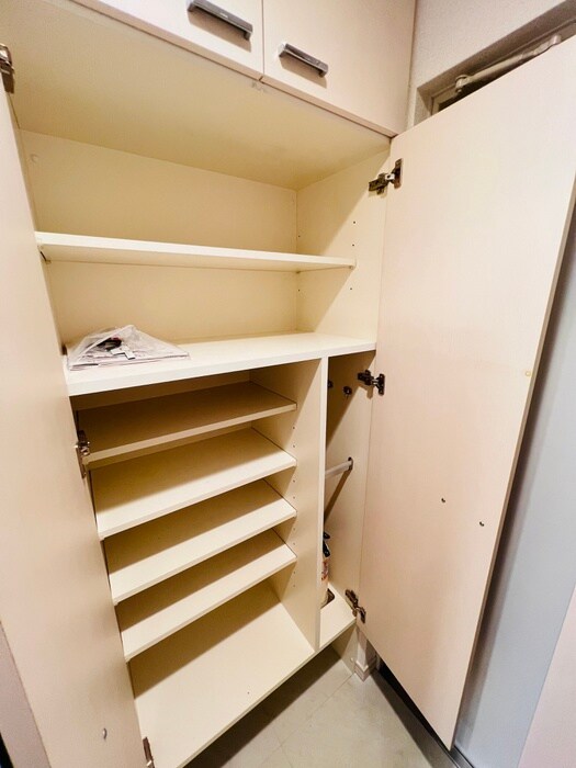 物件内観写真20　(靴箱)