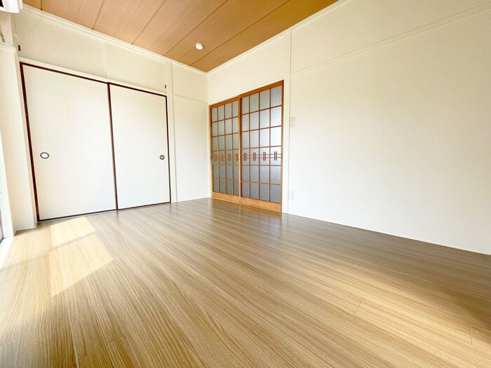 物件内観写真5　(居室)