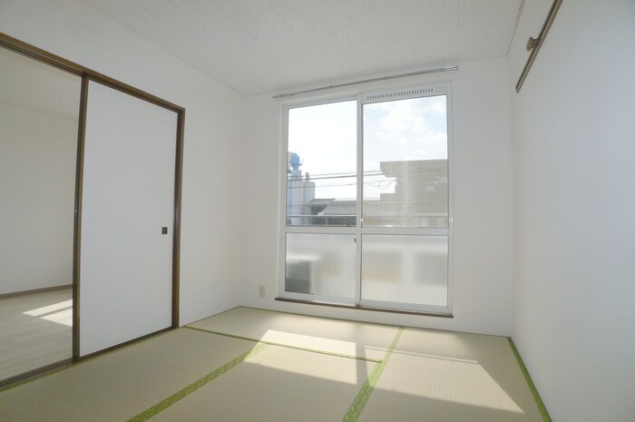 物件内観写真5　(居室)