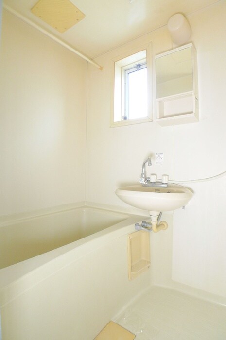 物件内観写真8　(バス／シャワールーム等)