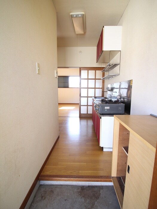 物件内観写真9　(玄関)