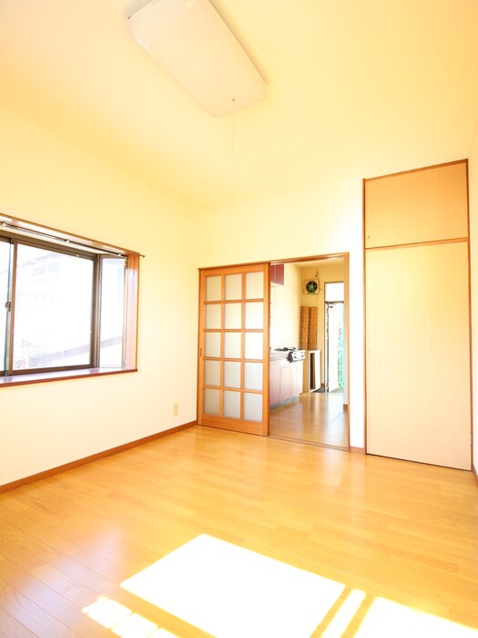 物件内観写真16　(居室)