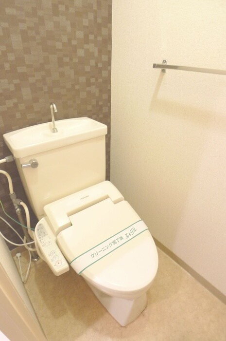 物件内観写真13　(トイレ)